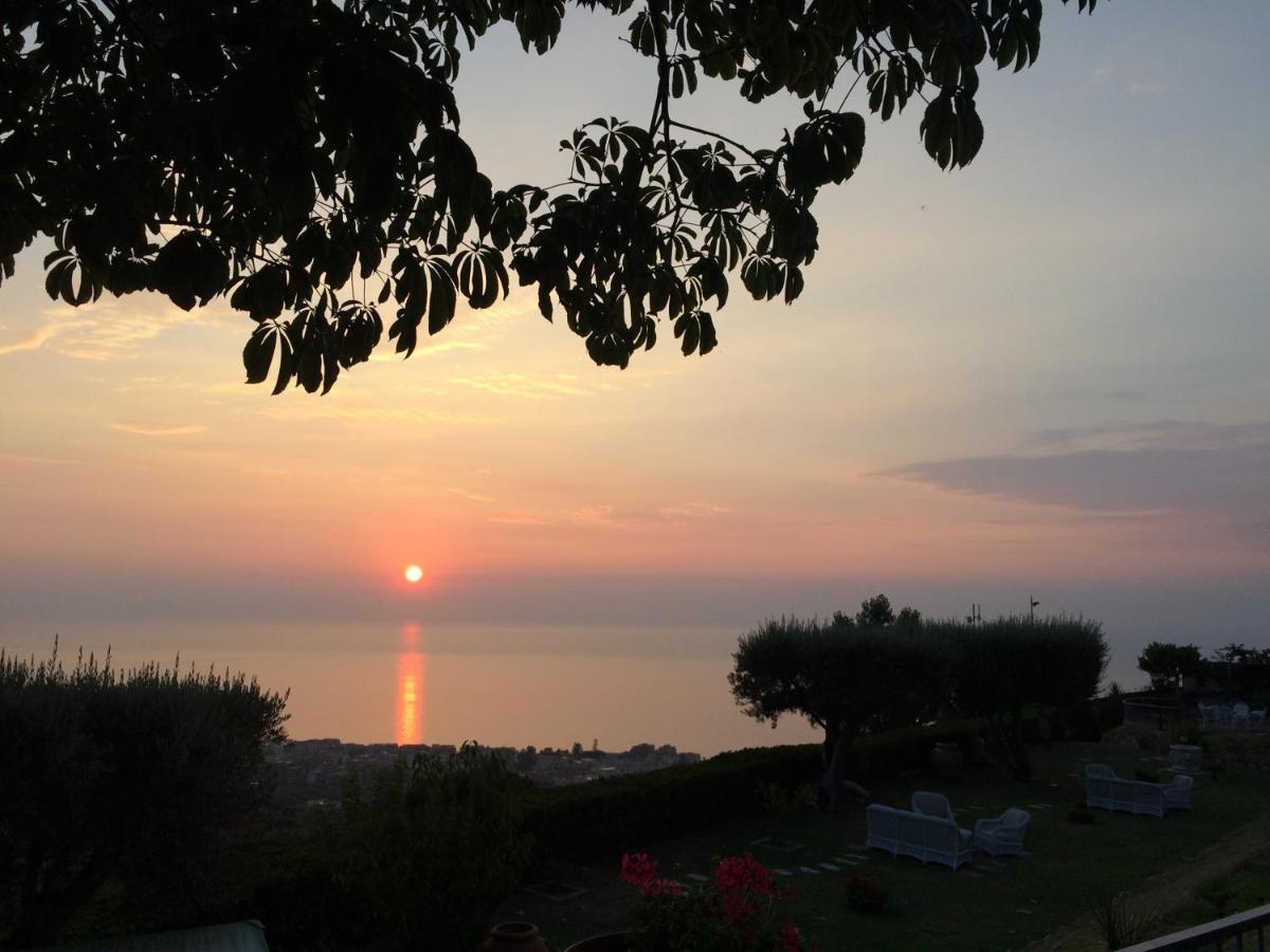 Villa Del Conte Tropea Kültér fotó