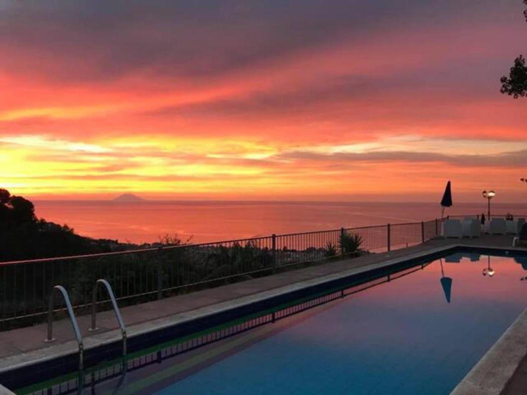 Villa Del Conte Drapia Kültér fotó