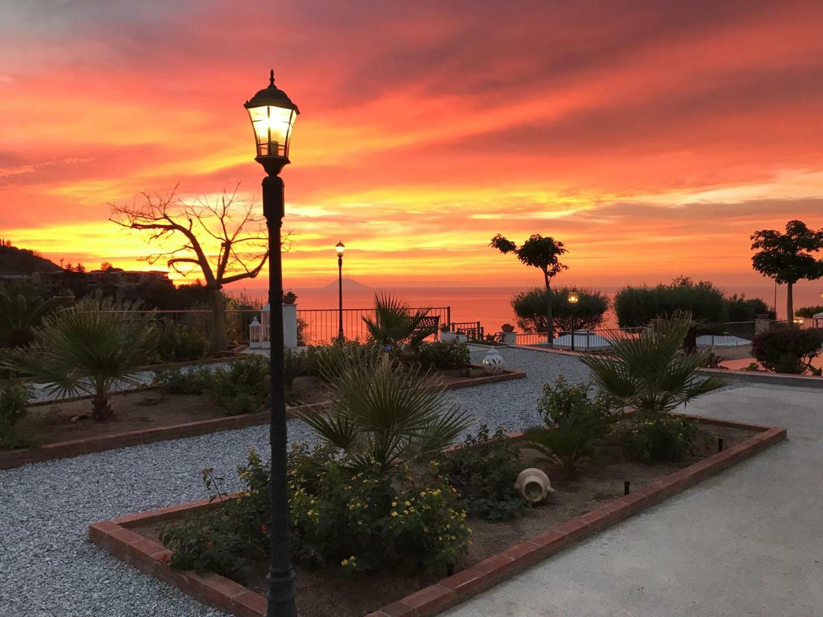 Villa Del Conte Tropea Kültér fotó