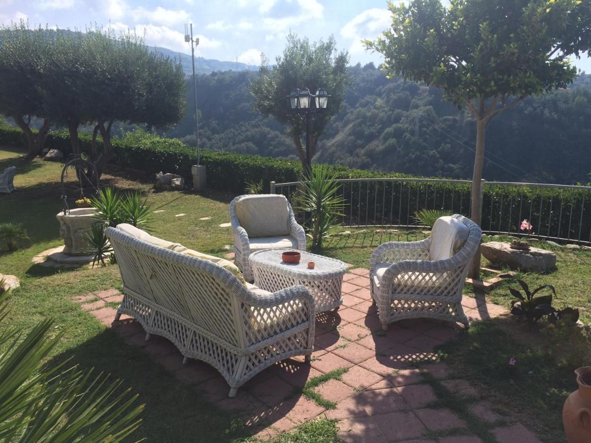 Villa Del Conte Drapia Kültér fotó